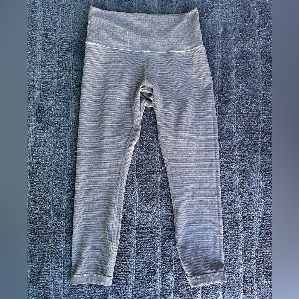 LULULEMON cotton capri leggings | grey
